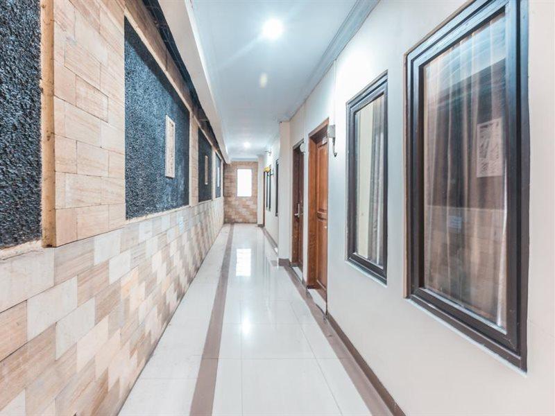 Oyo 1667 Wisma Lux Barkah Jakarta Chodby fotografie