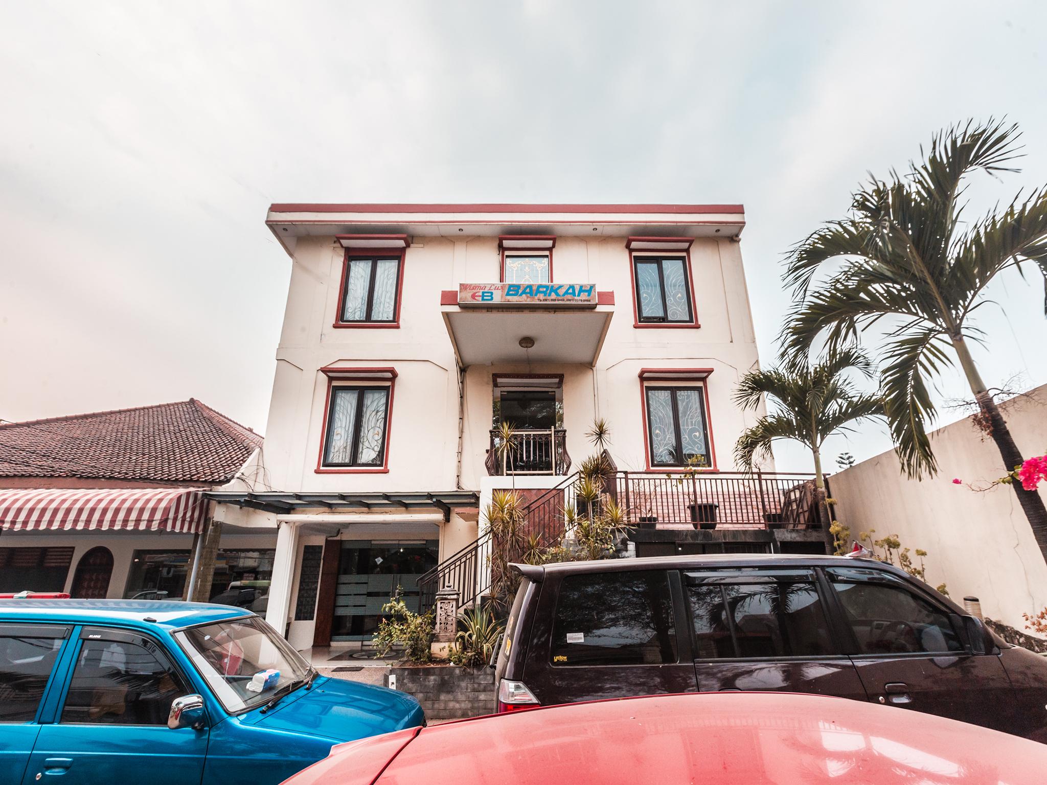 Oyo 1667 Wisma Lux Barkah Jakarta Exteriér fotografie