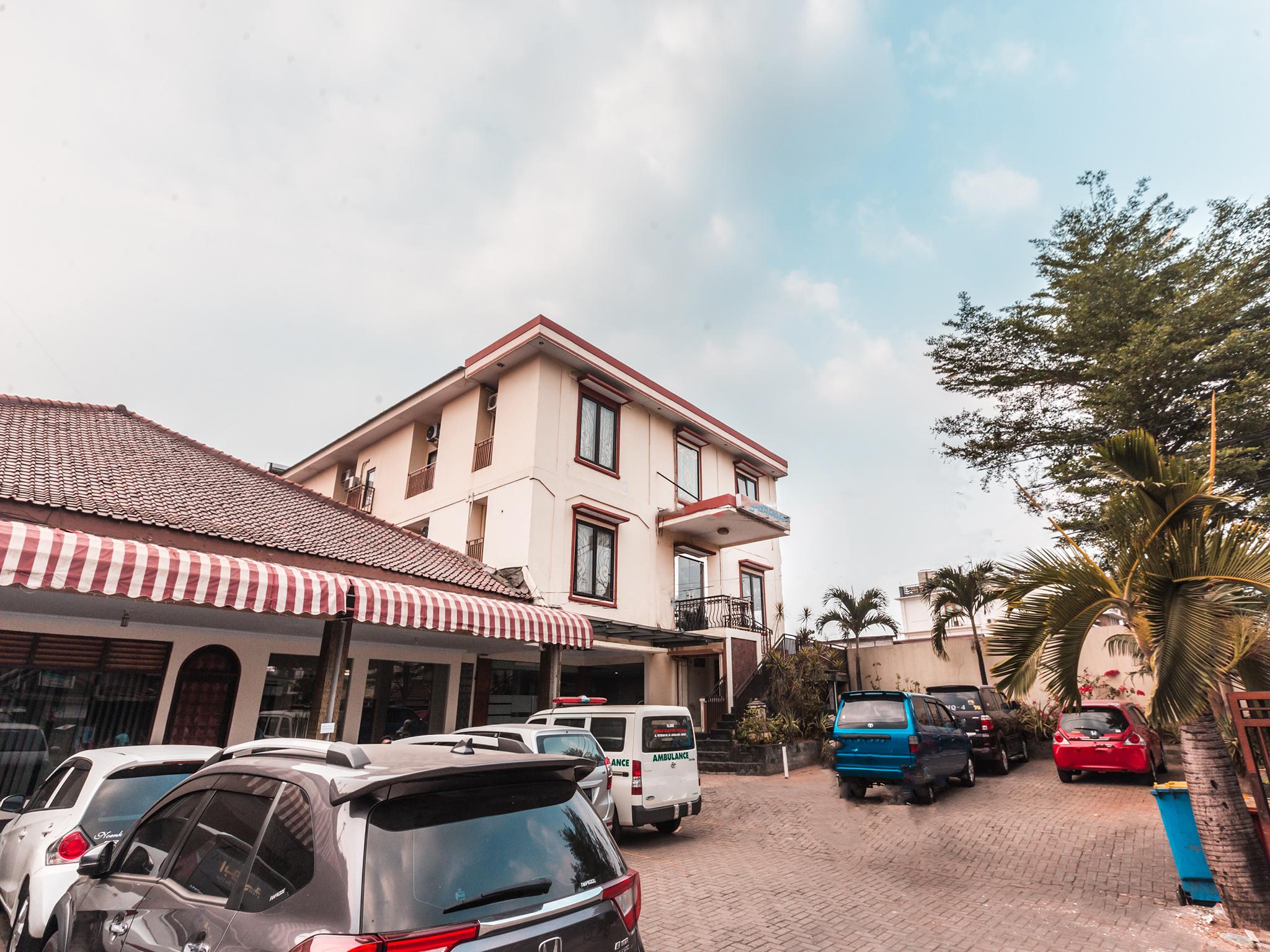 Oyo 1667 Wisma Lux Barkah Jakarta Exteriér fotografie