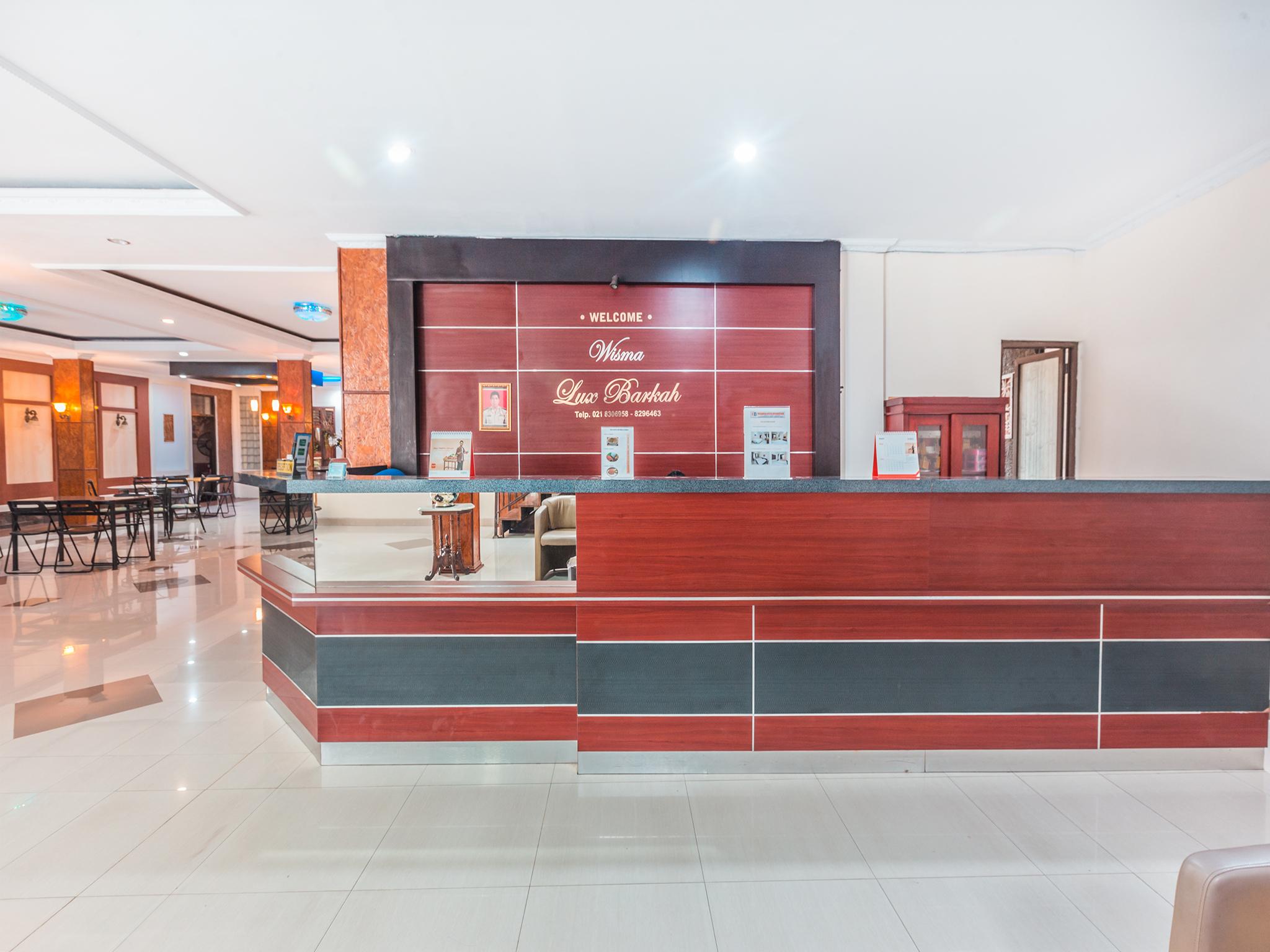 Oyo 1667 Wisma Lux Barkah Jakarta Exteriér fotografie