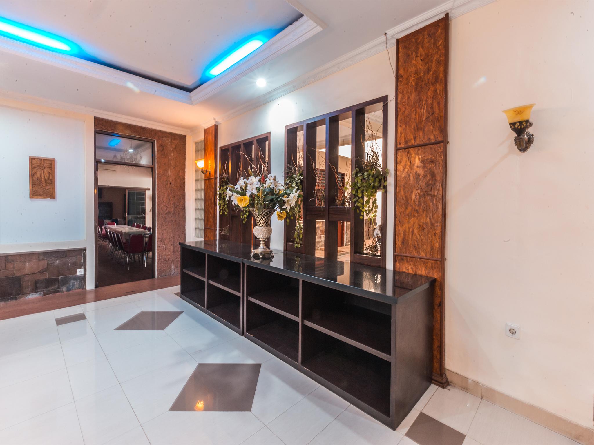 Oyo 1667 Wisma Lux Barkah Jakarta Exteriér fotografie