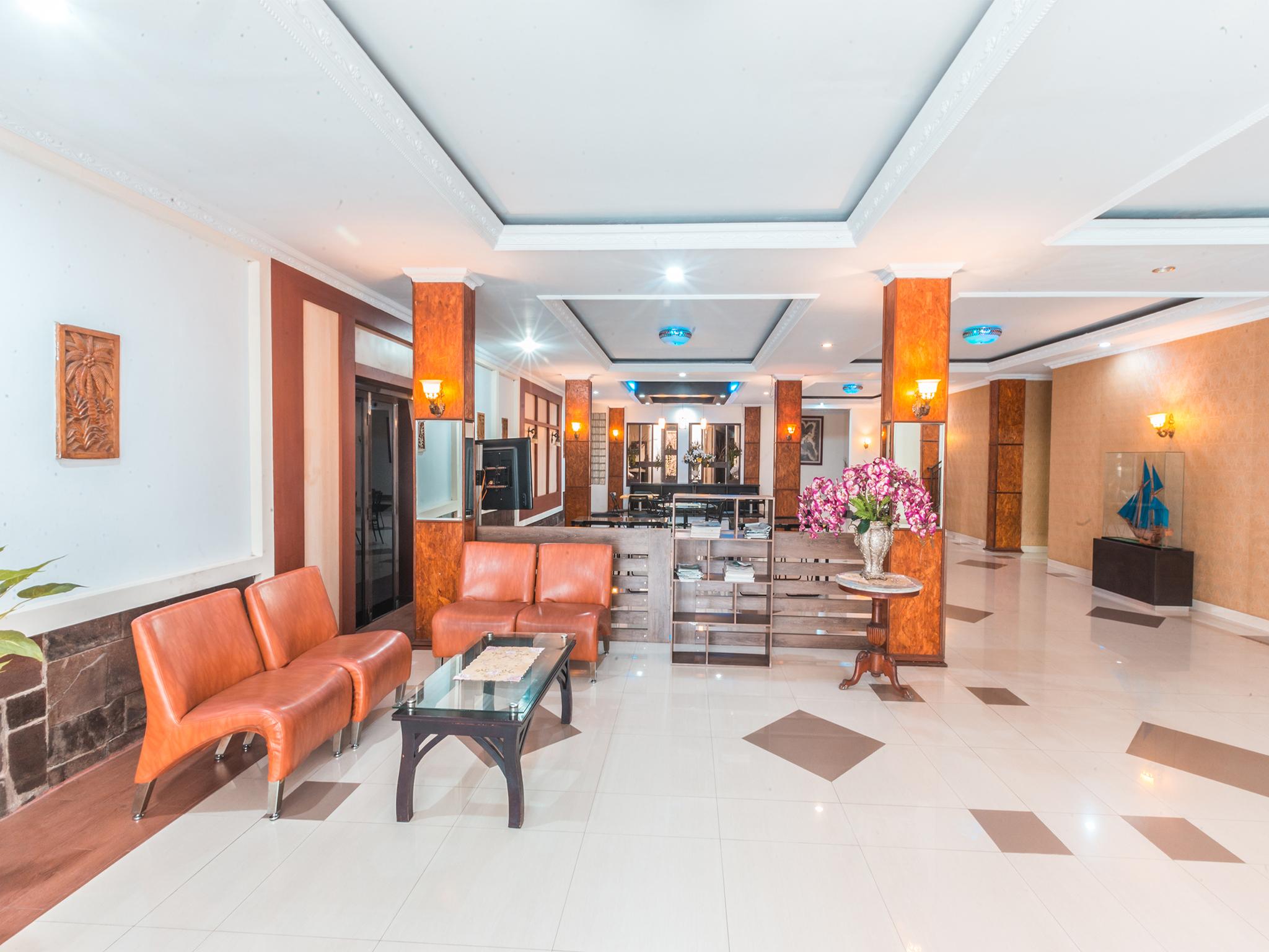 Oyo 1667 Wisma Lux Barkah Jakarta Exteriér fotografie