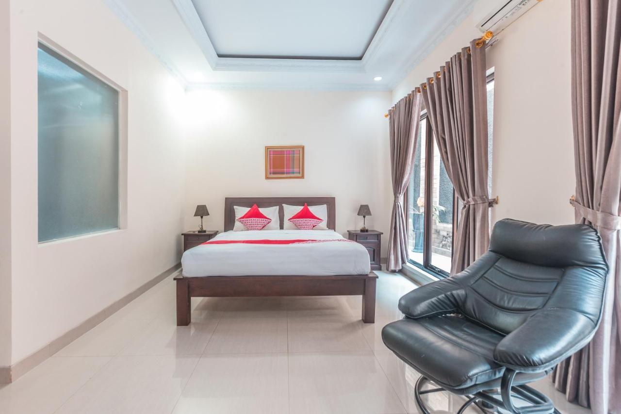 Oyo 1667 Wisma Lux Barkah Jakarta Exteriér fotografie